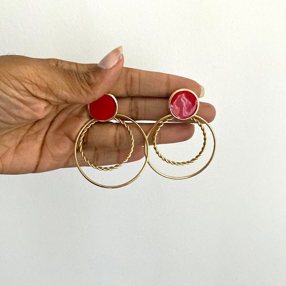 Contemporary Red and Gold timeless Earrings - Picture 1 of 3